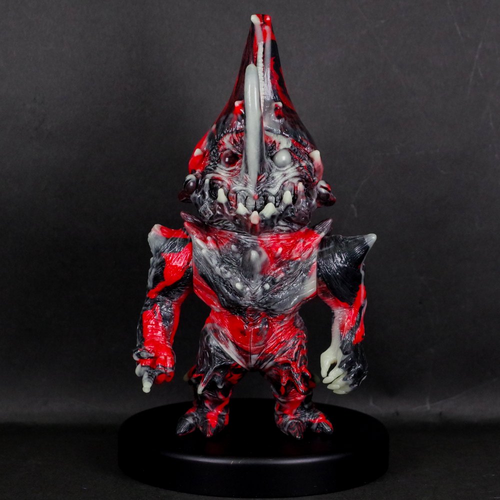 3月7日(木)18時より抽選開始】【Mushi Bros Toys】巨蟲兵(マーブル蓄光