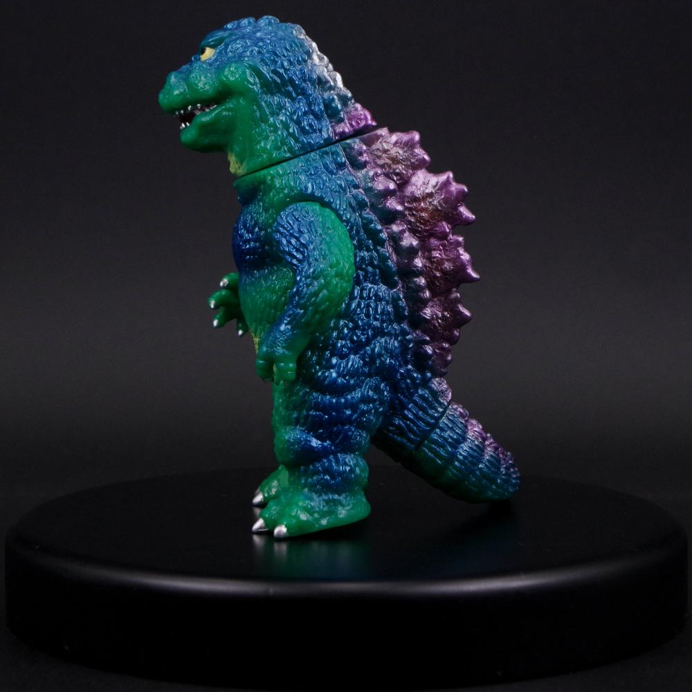 2月8日(日)11時より販売開始】【MAXTOY】ゴジラ(1964)＋モスラ幼虫