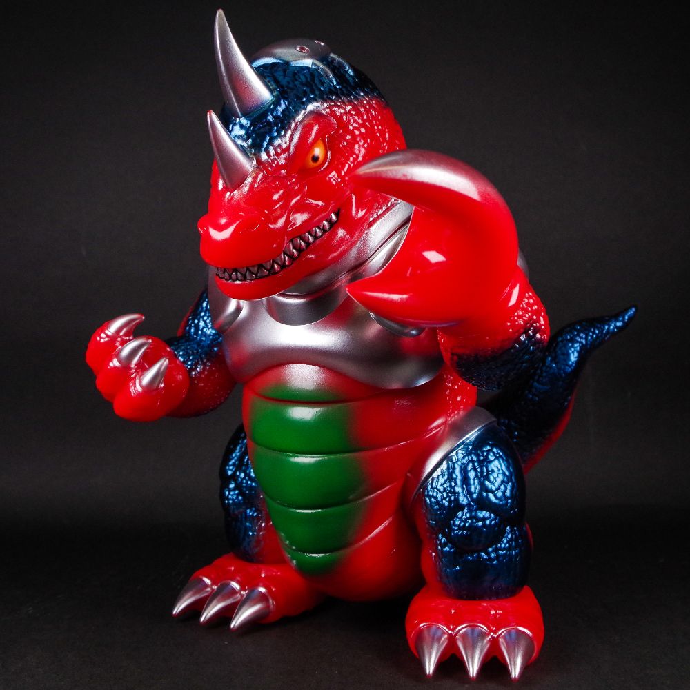 6月26日(日)11:00より販売開始】香港のソフビメーカー『PLANET X