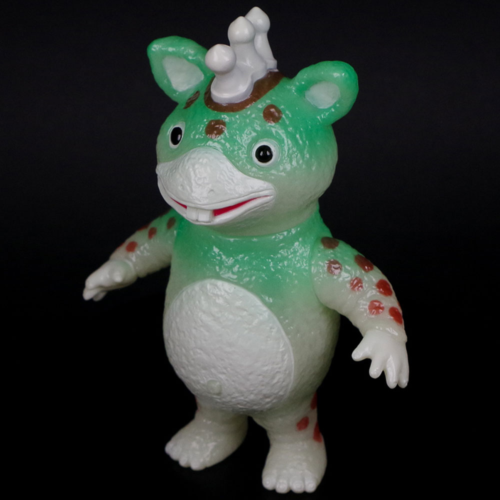 MAXTOYの蓄光「快獣ブースカ」「カネゴン」「ガラモン」が再入荷！3月