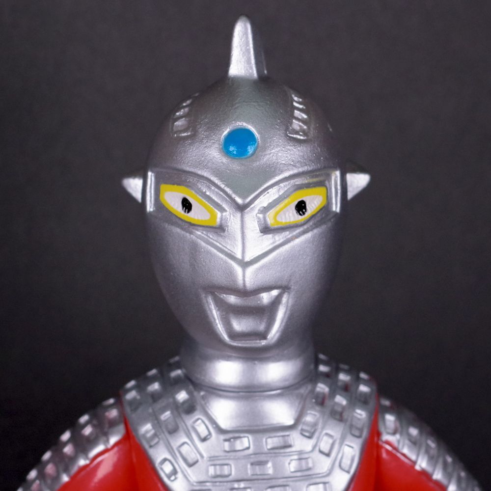 11月26日(日)より《TSUBURAYA CONVENTION 2023》で販売開始