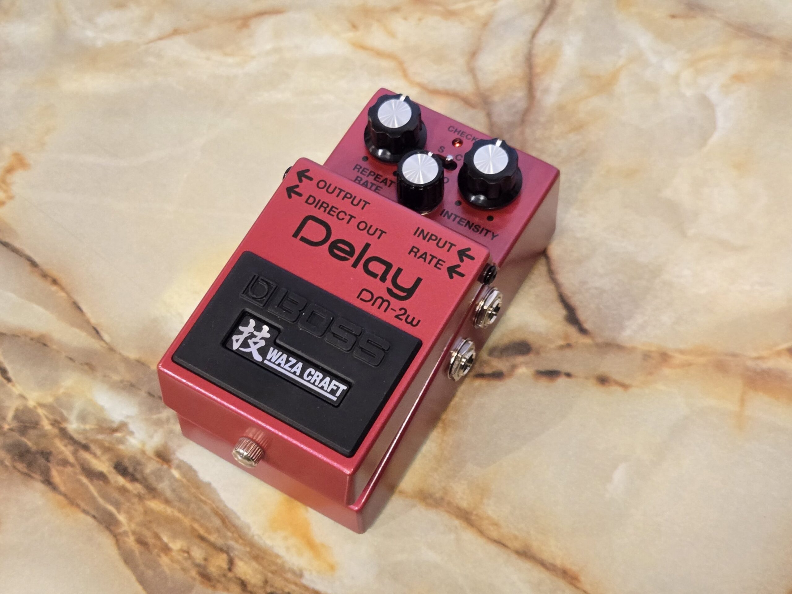 BOSS『DM-2W Delay』アナログ・ディレイ 日本製 – Haluna Guitar Studio