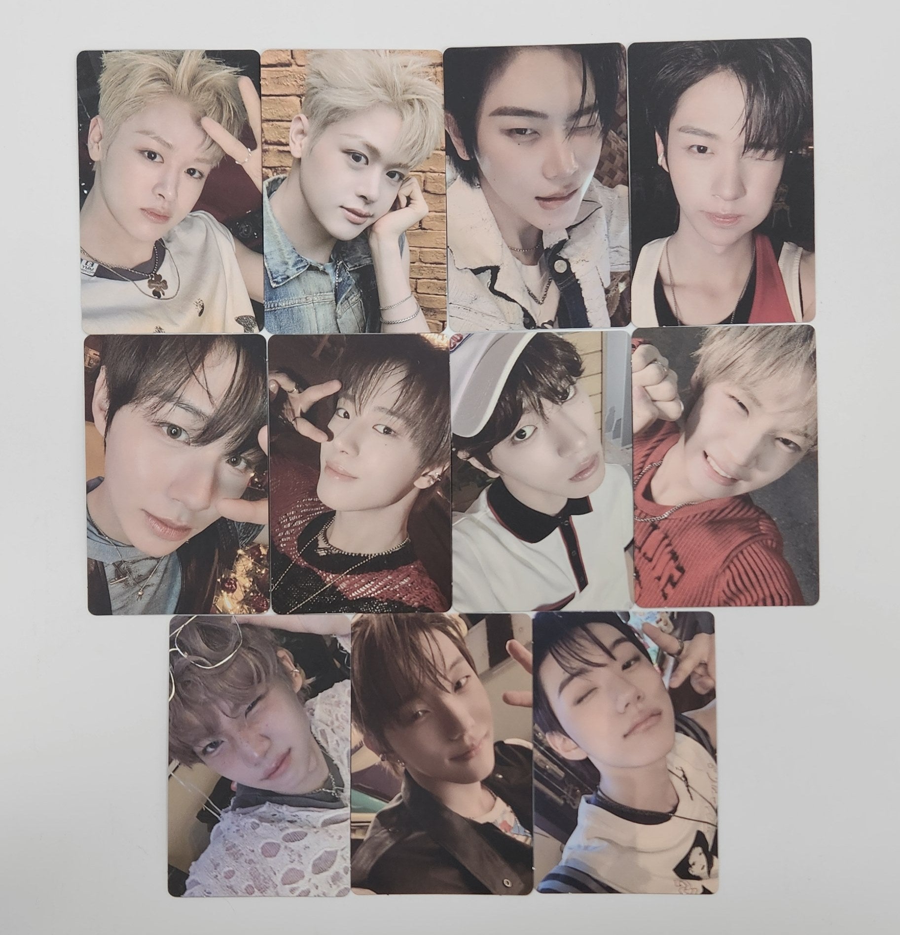 Close Your Eyes – HALLYUSUPERSTORE