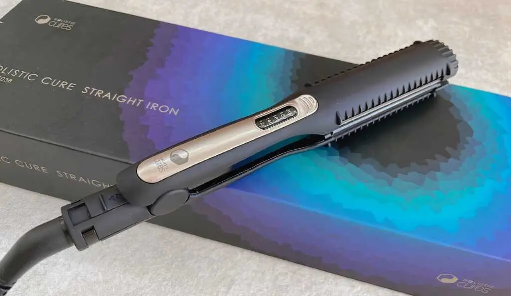 口コミ】ホリスティックキュアストレートアイロンは痛む？美容師が