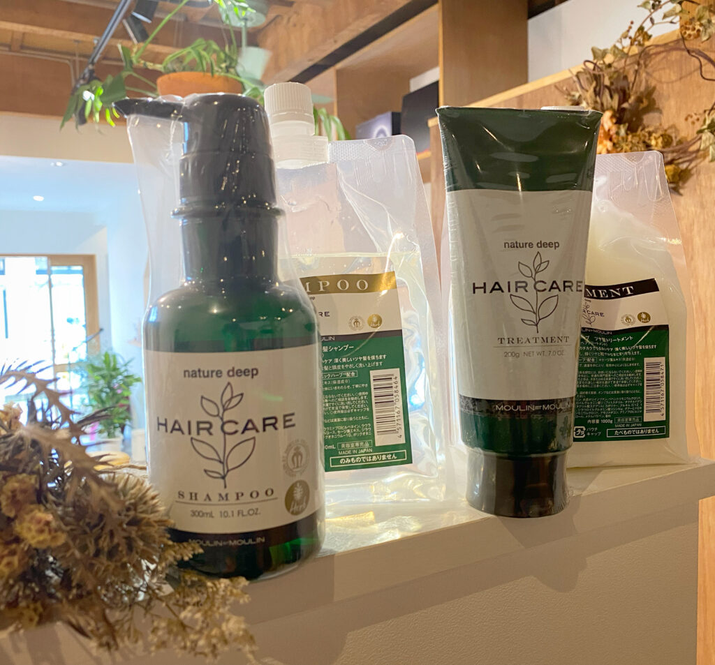 ネイチャーディープ ツヤ髪シャンプートリートメント』ヘアカラーの