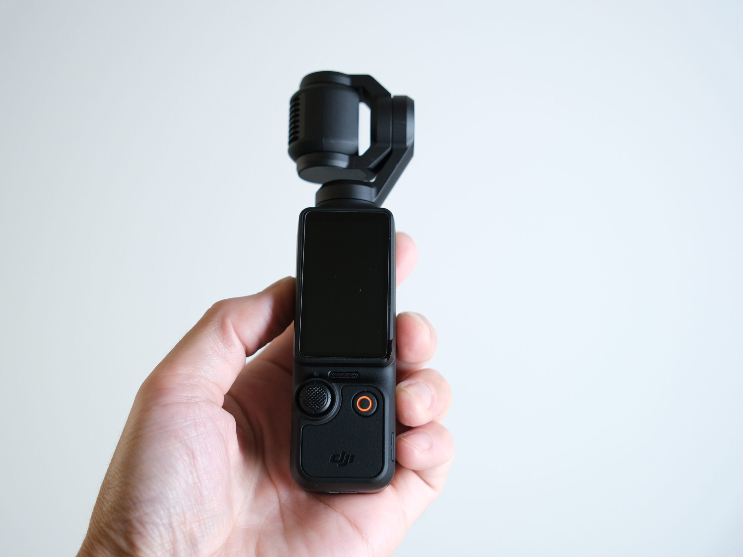 超進化したDJI Osmo Pocket 3をレビュー！初心者でも使いやすい