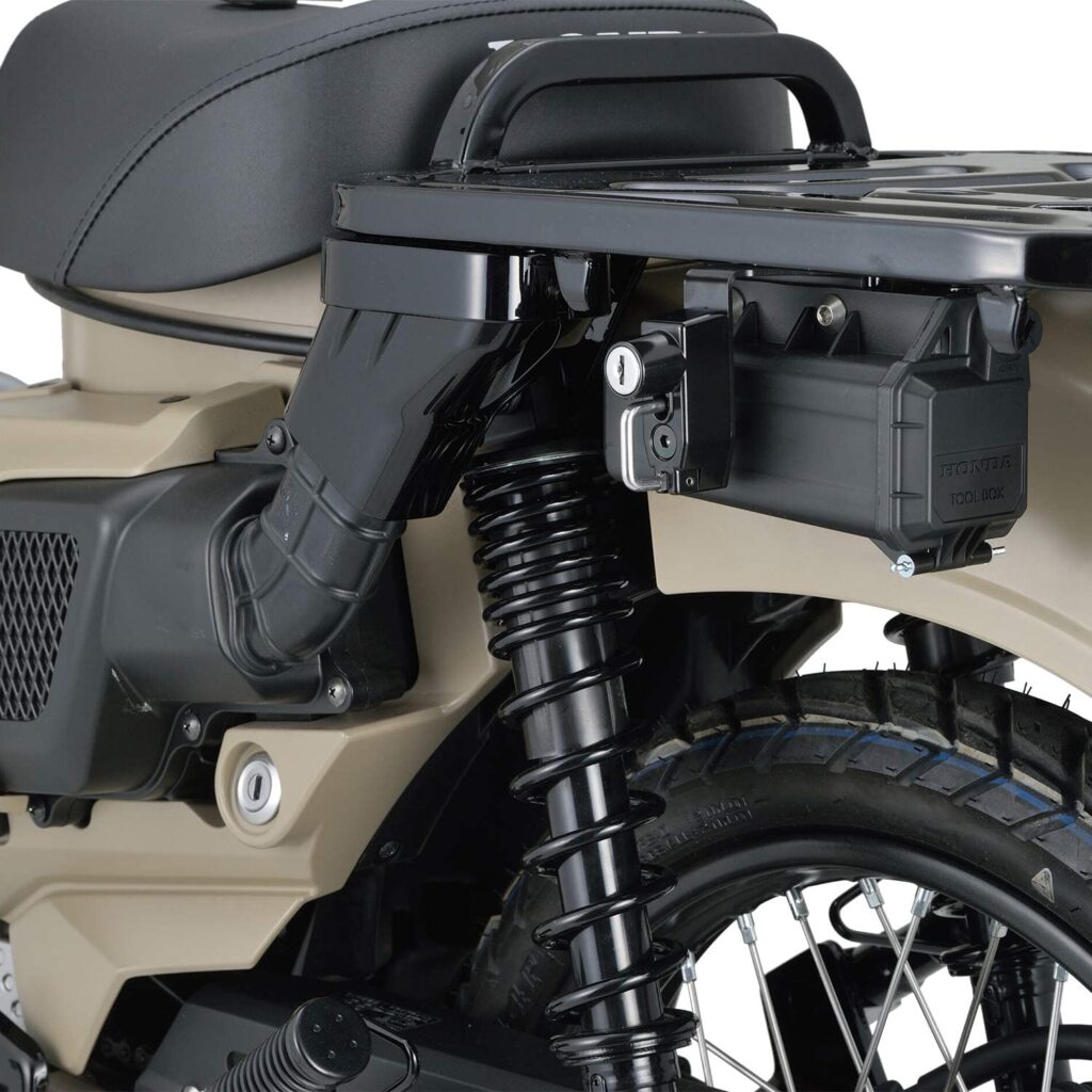 CT125ハンターカブのヘルメットホルダーの選び方とおすすめ3選