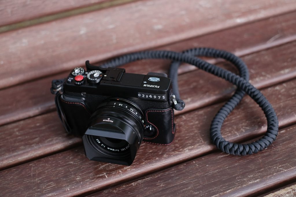 12年目の現役選手・FUJIFILM X-E2” – – フジとライカとラジオミールの