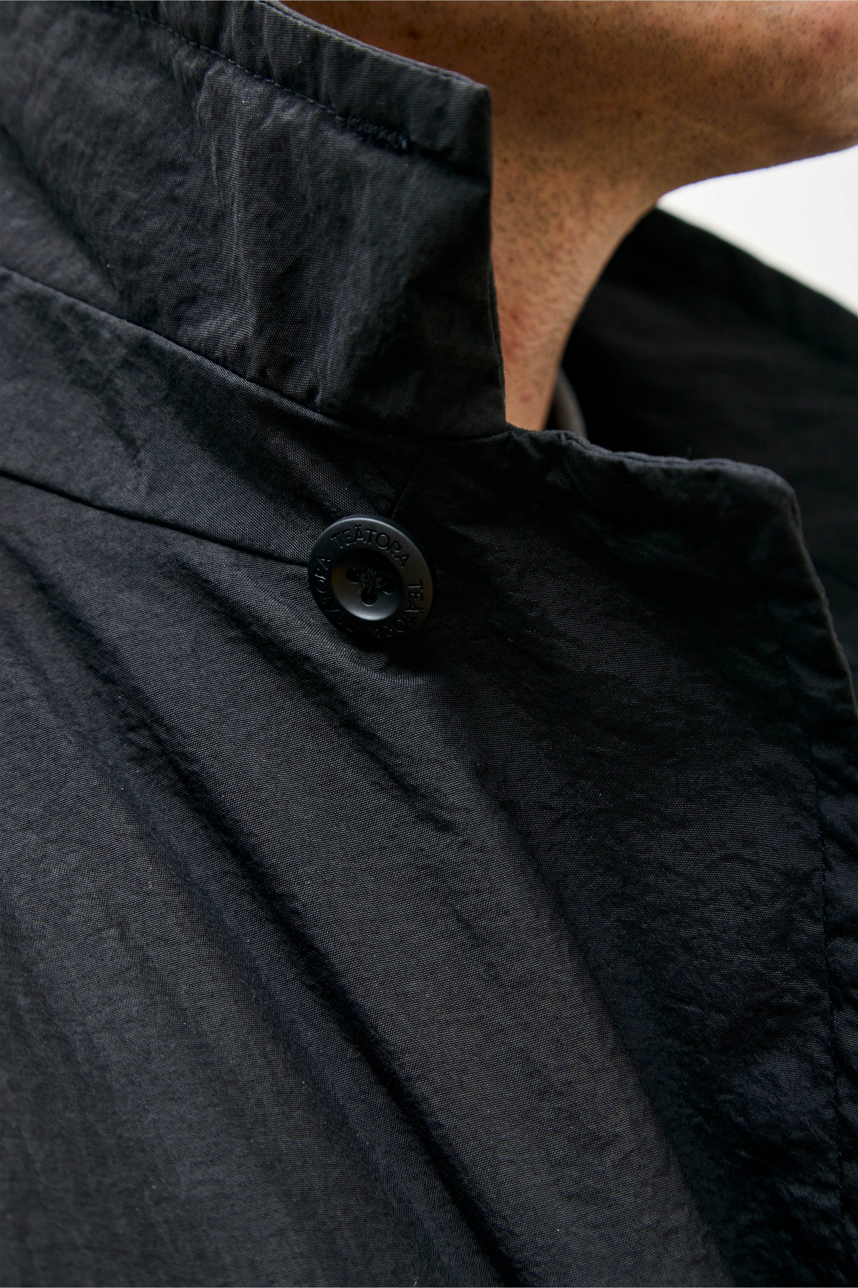 Teatora Time Adapter Coat Black