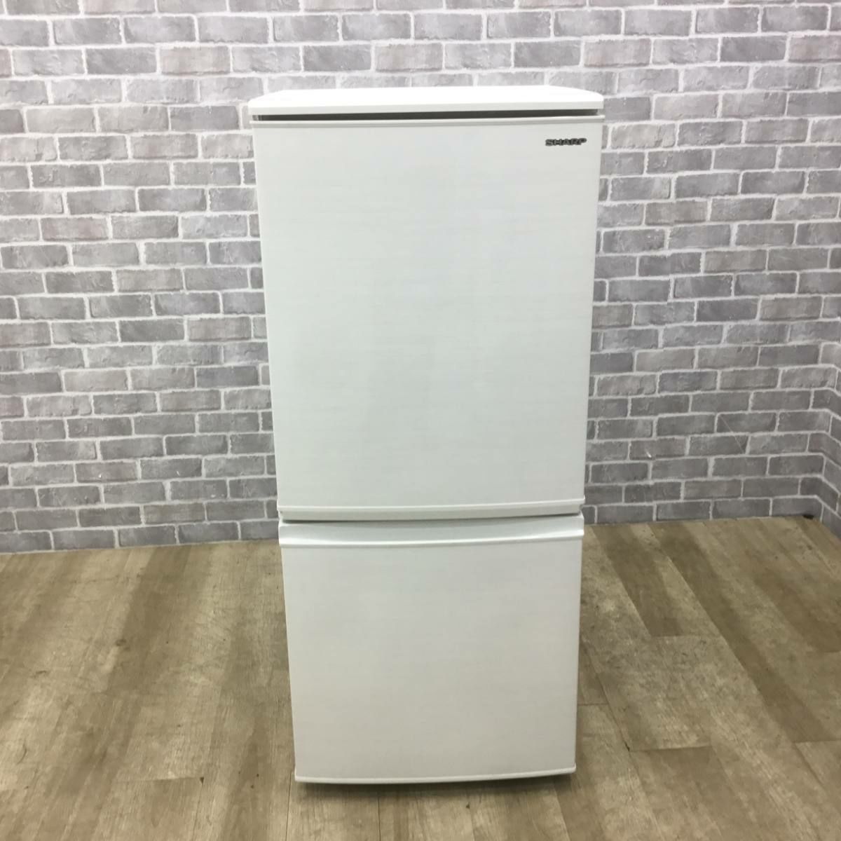 シャープ 冷蔵庫 2ドア 137L どっちもドア SJ-D14E-W 2018年製