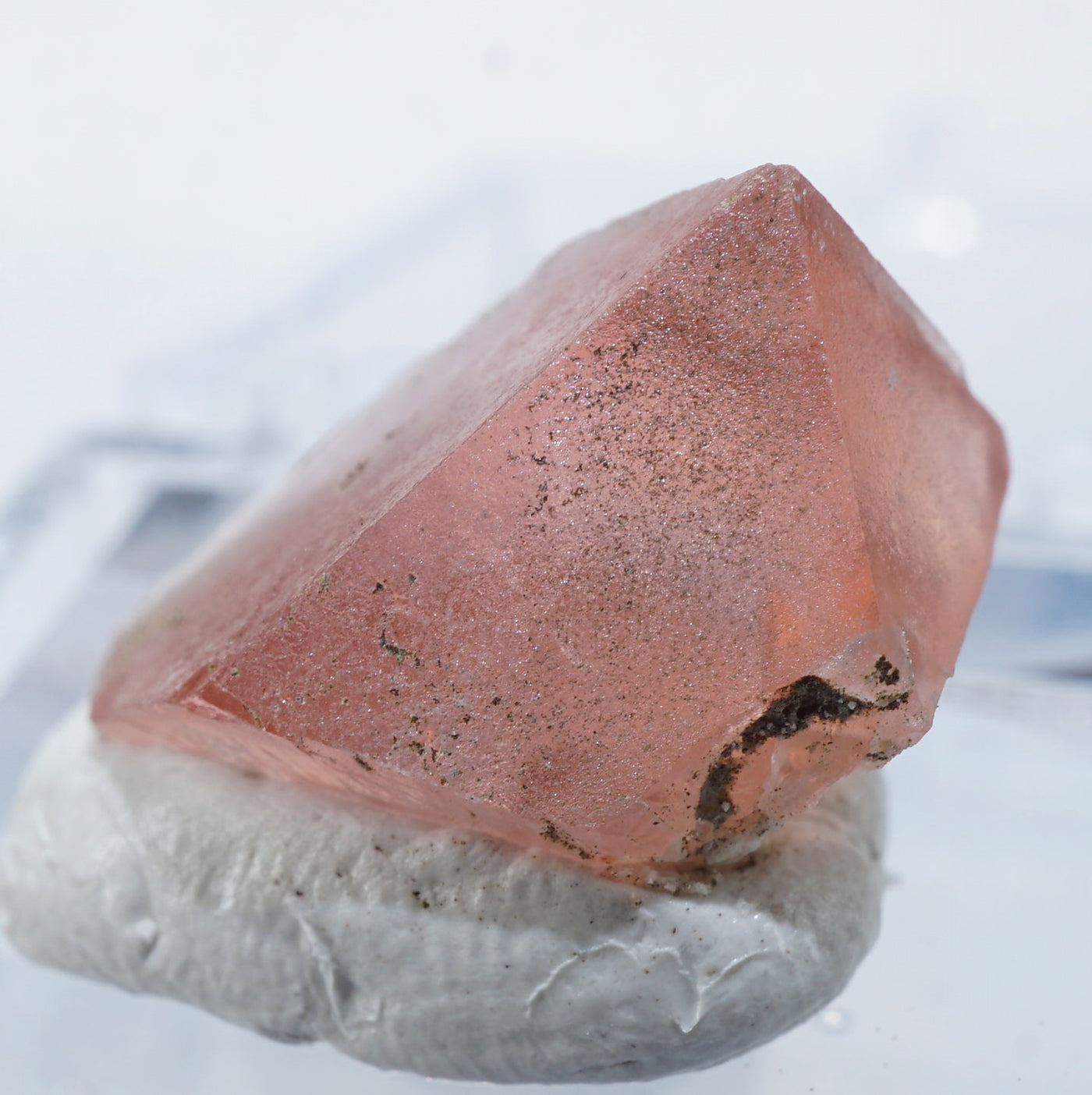 フランス Chamonix産 ピンクフローライト – 天然石ハッピーギフト