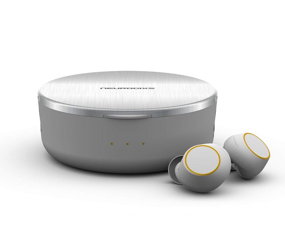 聞くだけで「睡眠の質」向上？不眠に 睡眠サポートイヤホンという選択