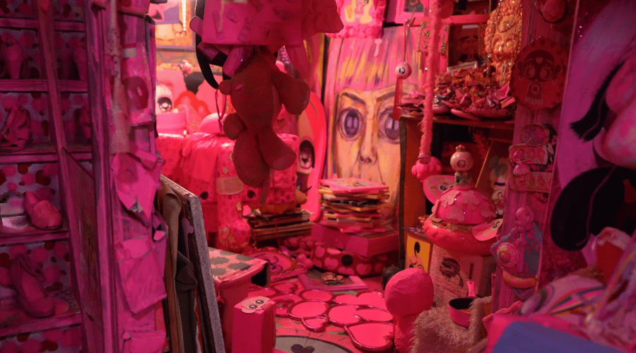 ピンクの異世界！あさくら画廊の魅力とアクセスを徹底紹介 - はらふみ