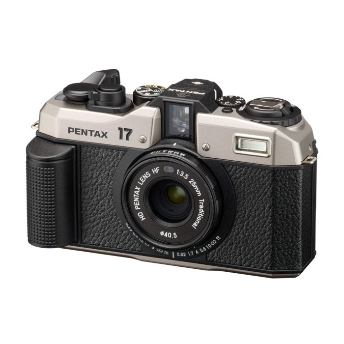 およそ20年ぶりのフィルムカメラ最新モデル『PENTAX 17』国内発売開始