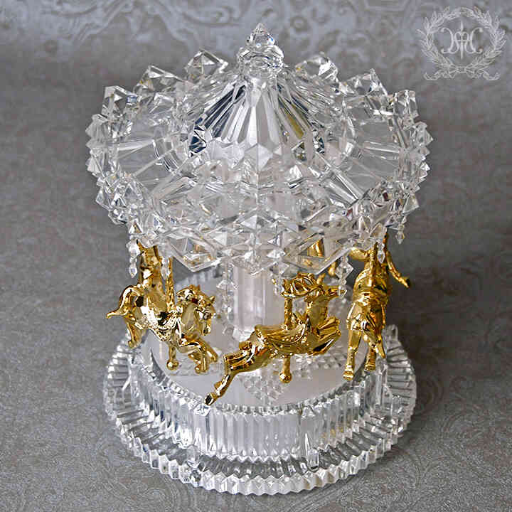 アクリルLEDカルーセルオルゴール/クリア＆ゴールド｜クリスマス雑貨の