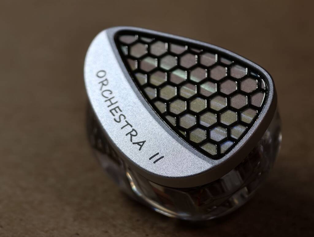 PR】解像感と見晴らしのよさが気持ちいい10BAイヤホン KIWI Ears