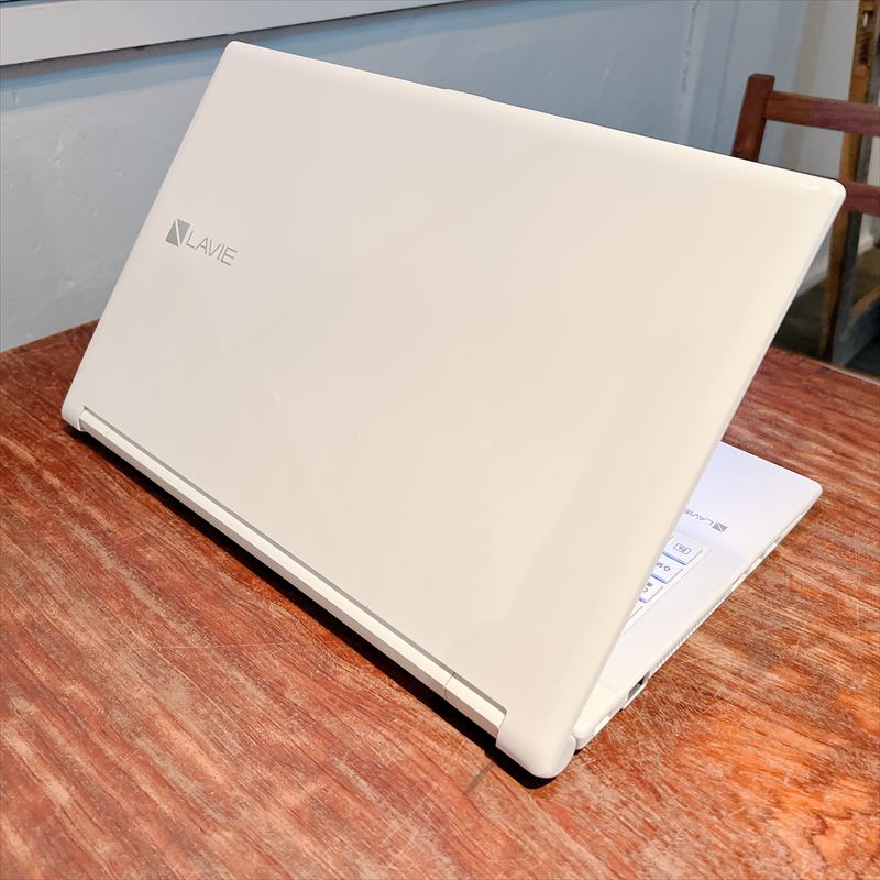 NEC Lavie NS600/H / 2017年8月製 / Core i7-7500U / メモリ16GB