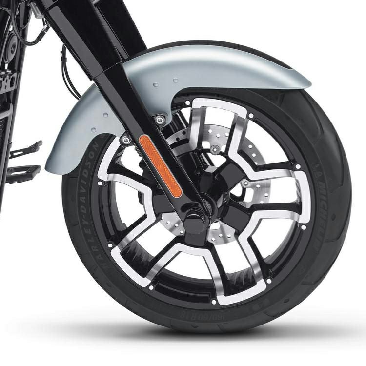 ハーレー FLFB、FLFBS SEISMIC 18インチ カスタムフロントホイール