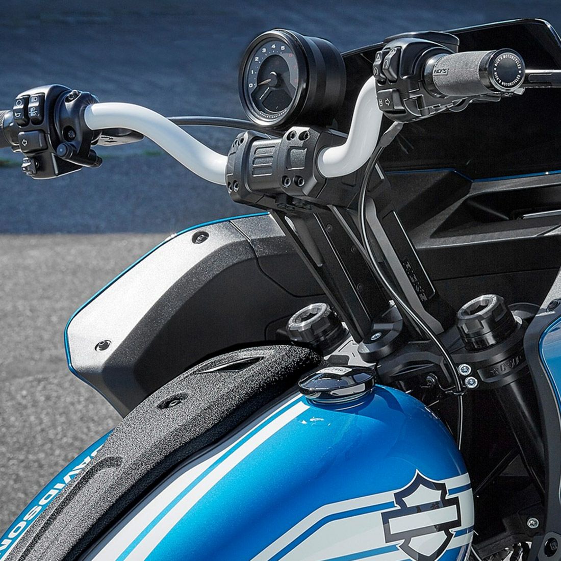 ハーレーハンドル用 Ricks ライザー