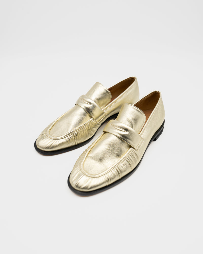 LOUISE GOLD レイン対応ローファー ゴールド - HENRI EN VARGO (ヘンリ