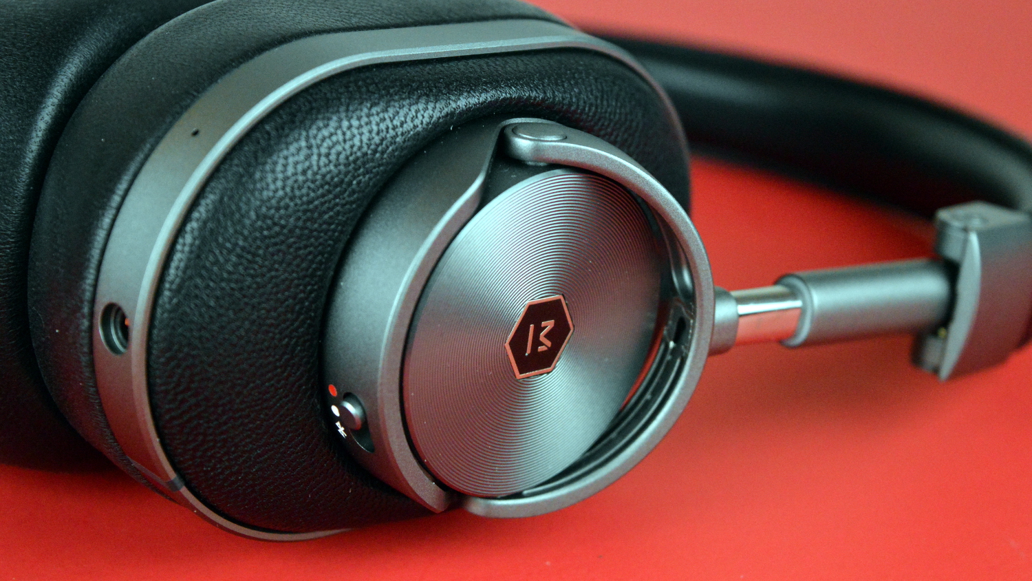 Master & Dynamic MW60 Review - Headphone Review