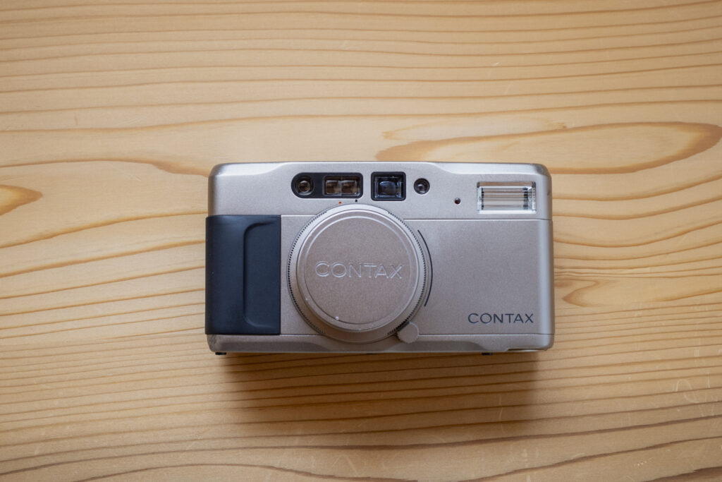 CONTAX TVS レビュー｜TVSが選ばれる理由とT2・T3との違い | Film Sketch