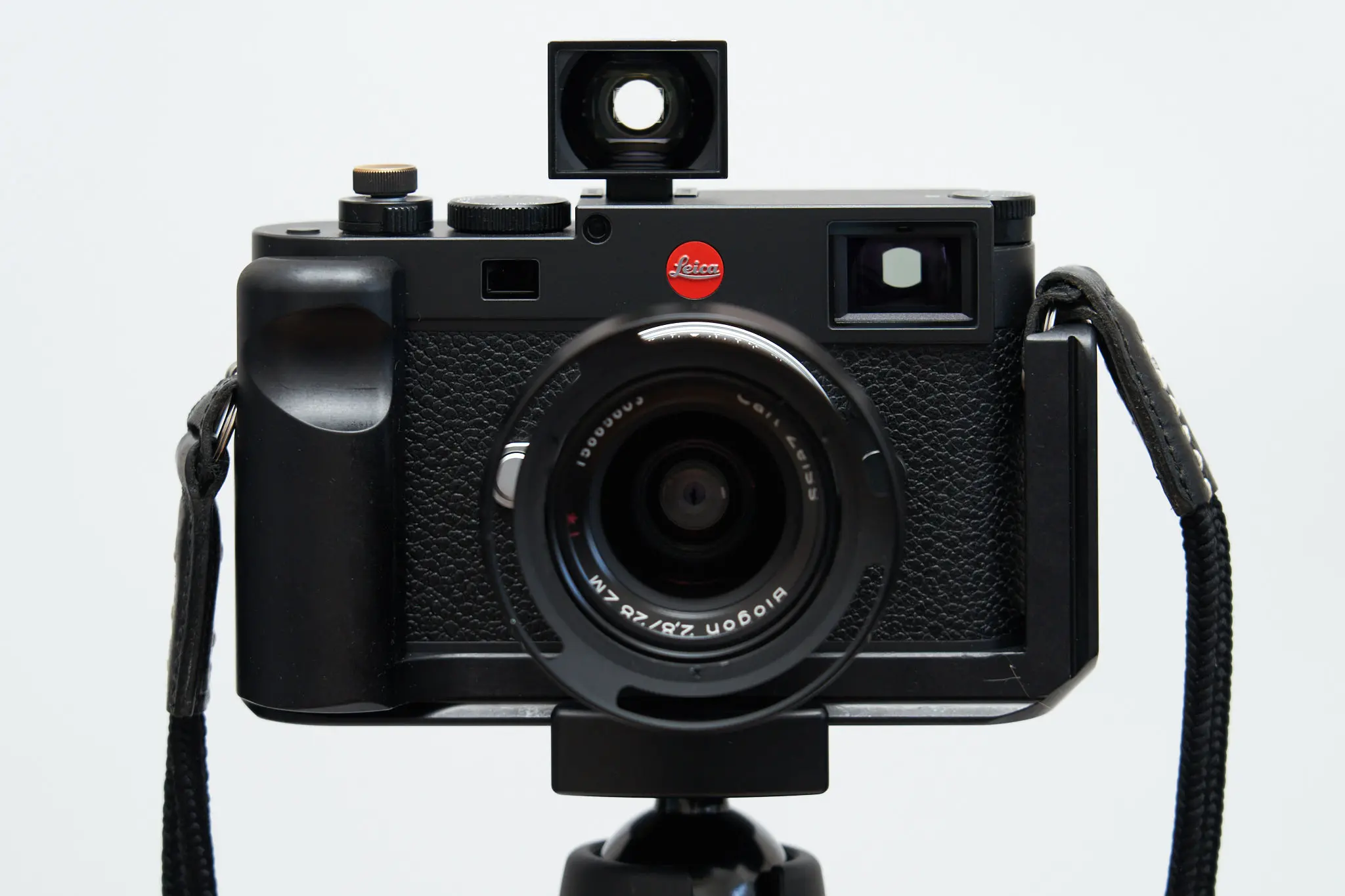 Leica純正のプラスチック製ビューファインダー(12009)を買ってみた