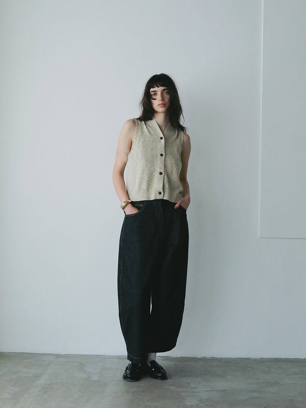 CORDERAカーブデニムパンツ | Pants | HER. Online Store