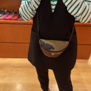 丸いの？薄まちなの？どんなポシェット？