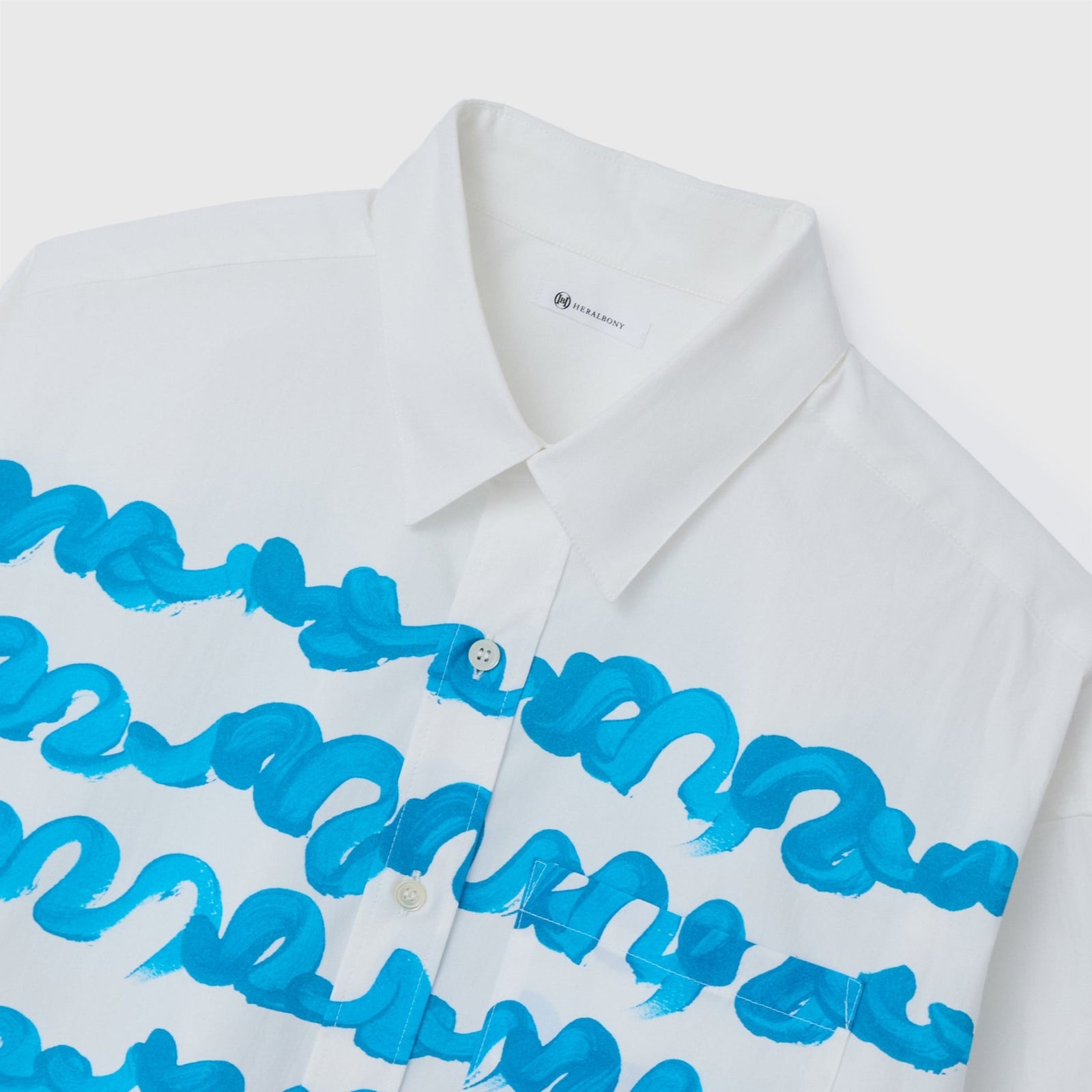 レギュラーカラーシャツ「blue brush-mm2025」 – HERALBONY