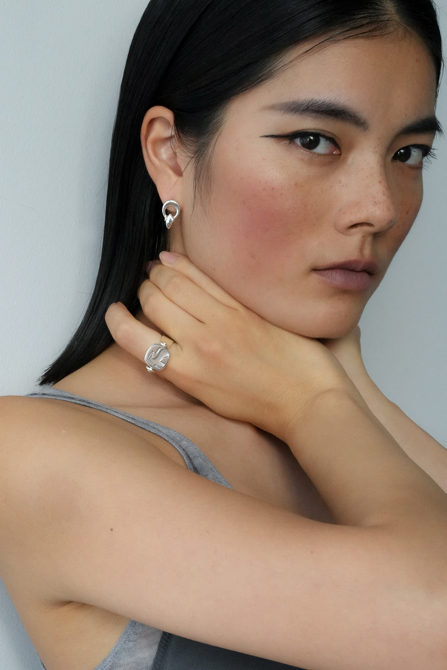 アクセサリー h'eres TOBARI ZOE PIERCE TOBARI ZOE SINGLE NECKLACE