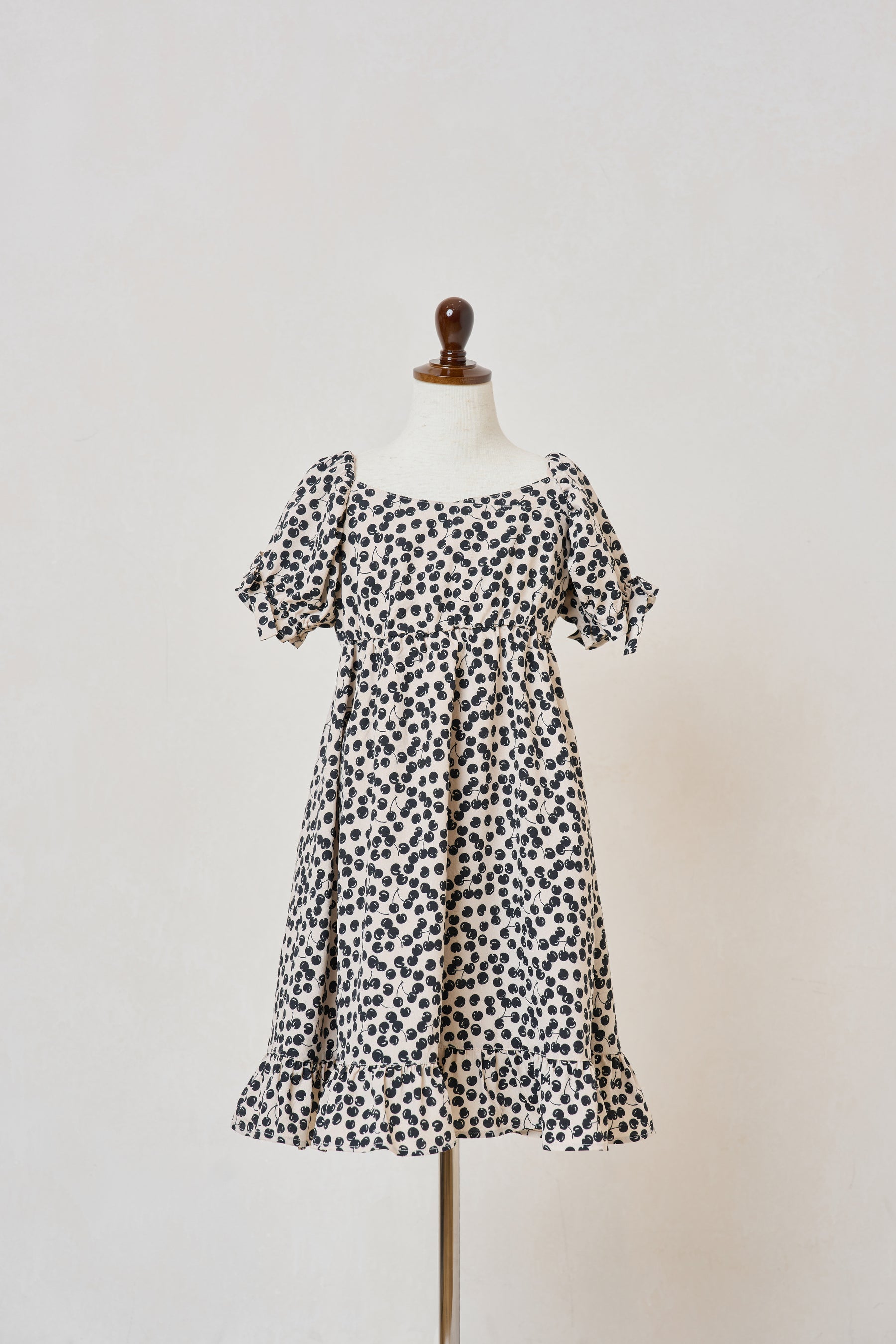 Kids】Baby Cherry Pattern One-Piece
