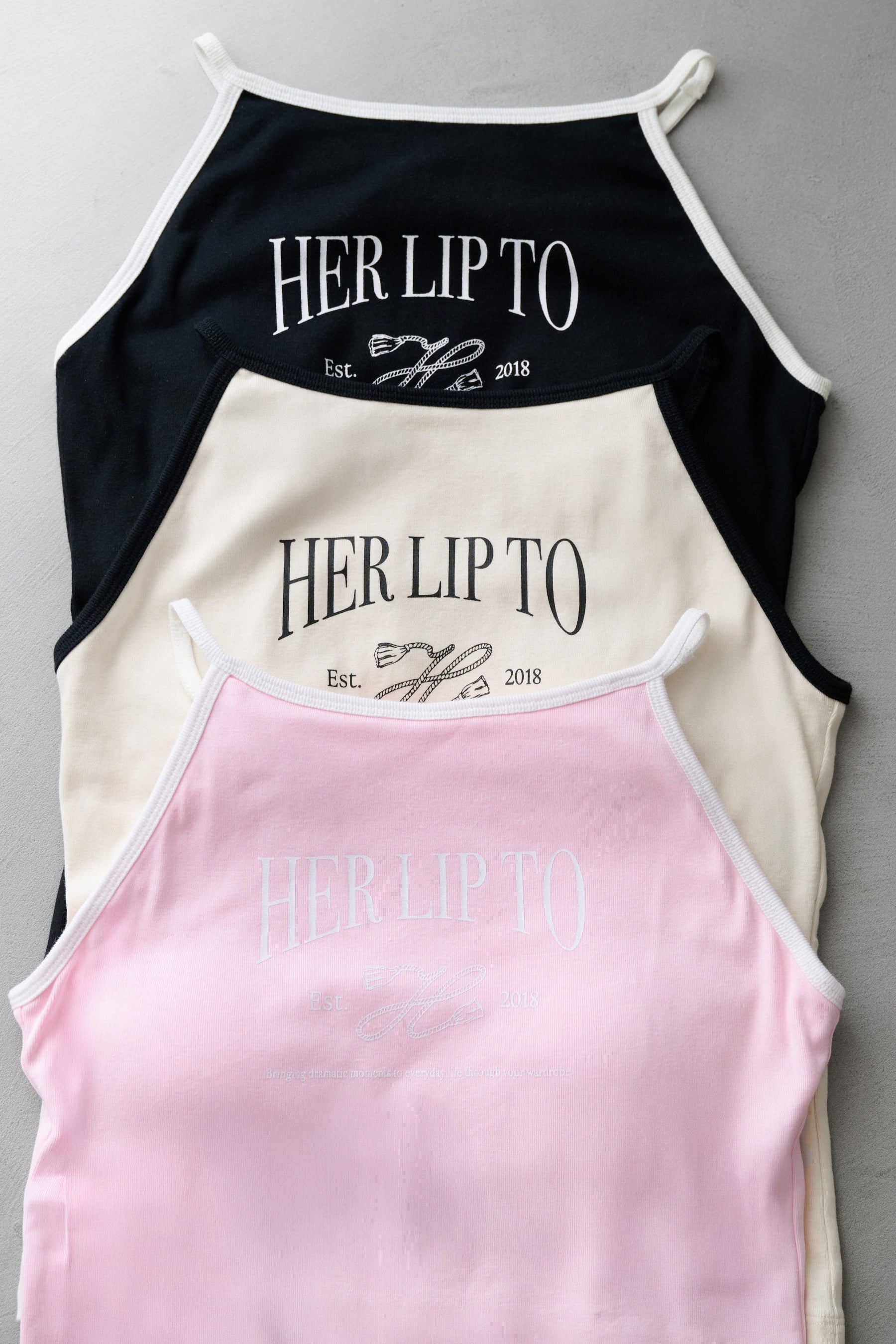 Her lip to Logo Top