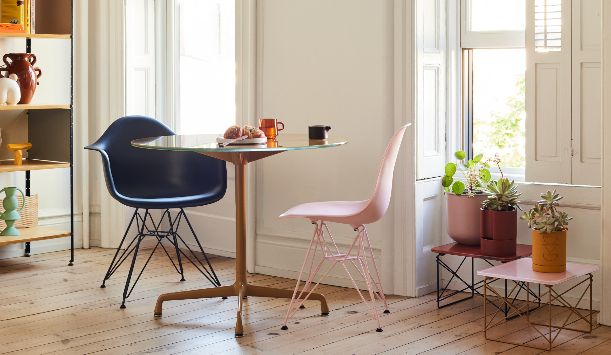 イームズプラスチックシェルサイドチェア - ワイヤーベース | ハーマン