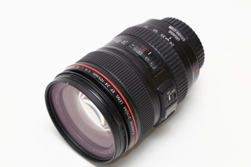 EF24-105mm F4L IS USM（赤リング欠損） 赤い輪が取れました。』 CANON