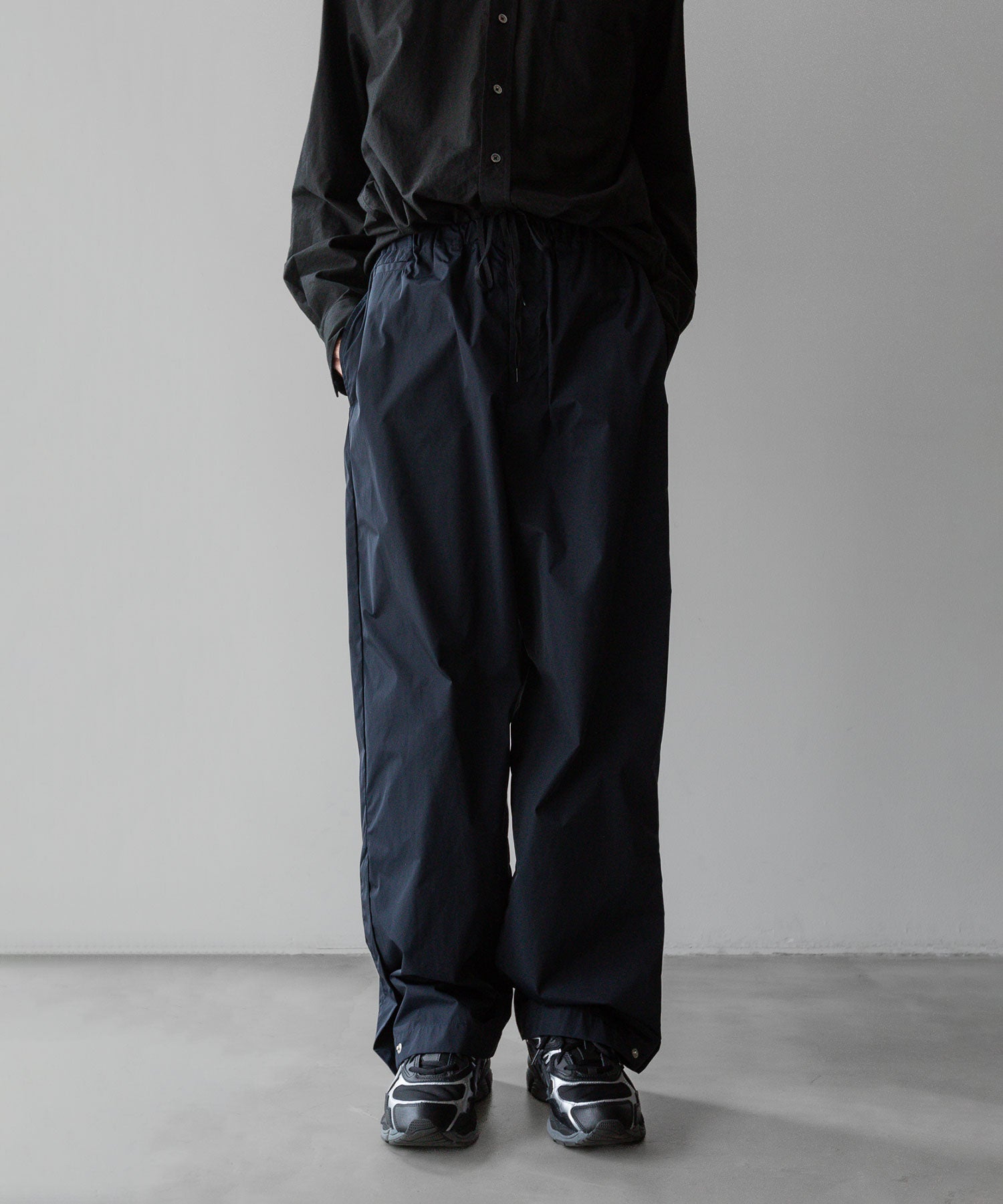 stein / シュタイン】NYLON TAFTA TRACK EAZY TROUSERS - DARK NAVY