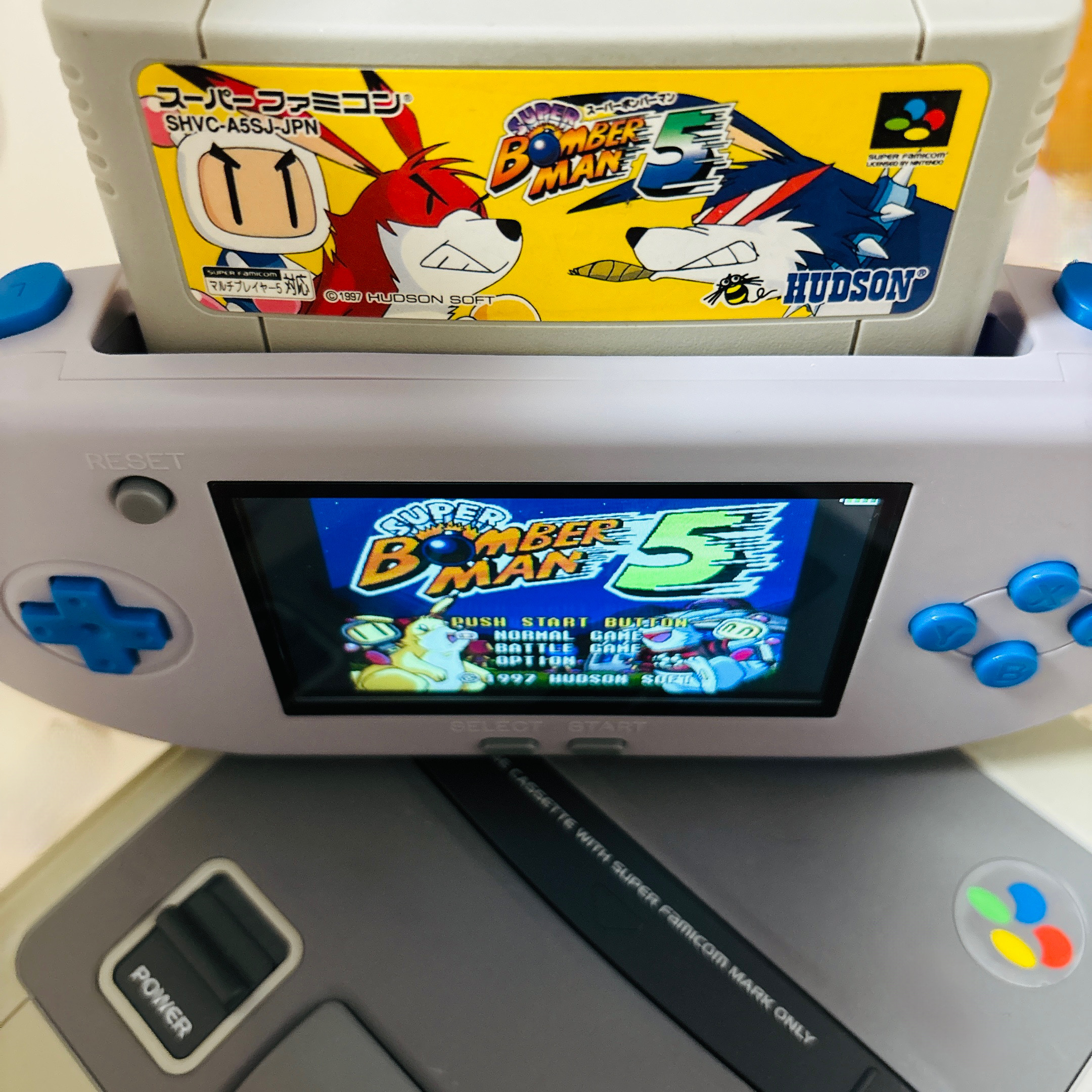 SFC互換機【IPS16ビットポケットHD】モニター出力レビュー | ひねもす