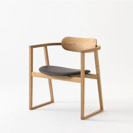 SUWARI ラウンジチェア（板座） | 飛騨産業株式会社【公式】 | 飛騨の