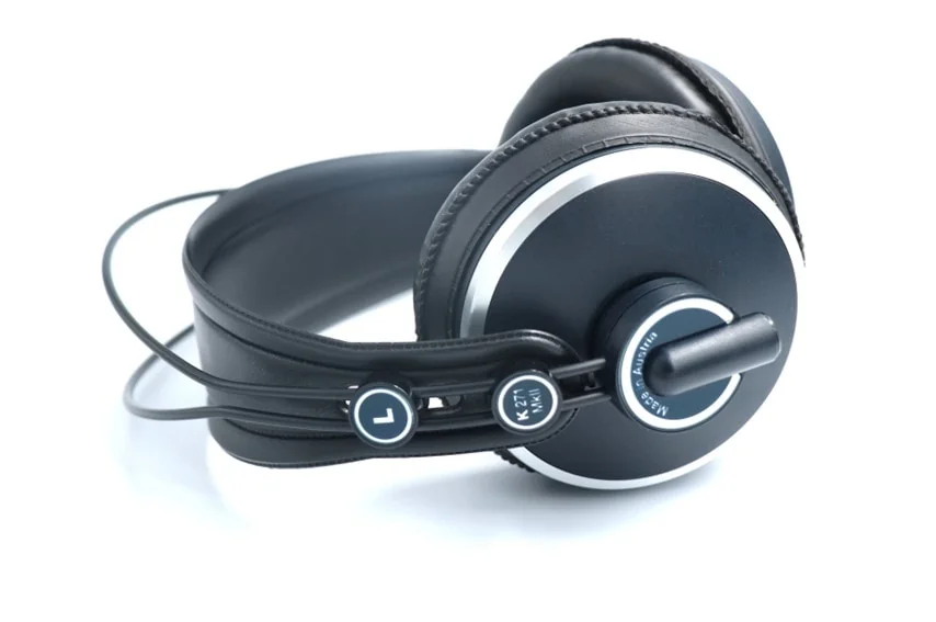 AKG K271 MKII-Y3をレビュー。自然なサウンドと快適な装着感のモニター