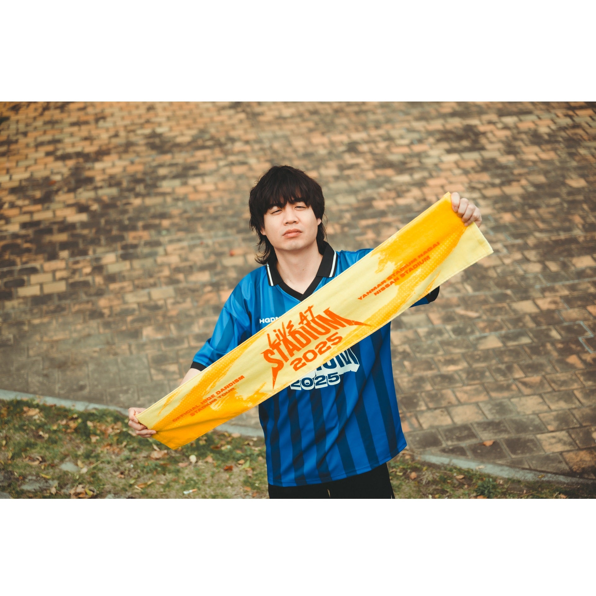 マフラータオル – Official髭男dism ONLINE STORE