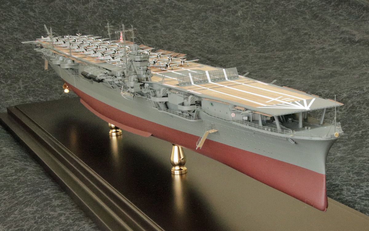 1/350航空母艦「翔鶴」完成写真 – 艦船模型製作代行モデルファクトリー