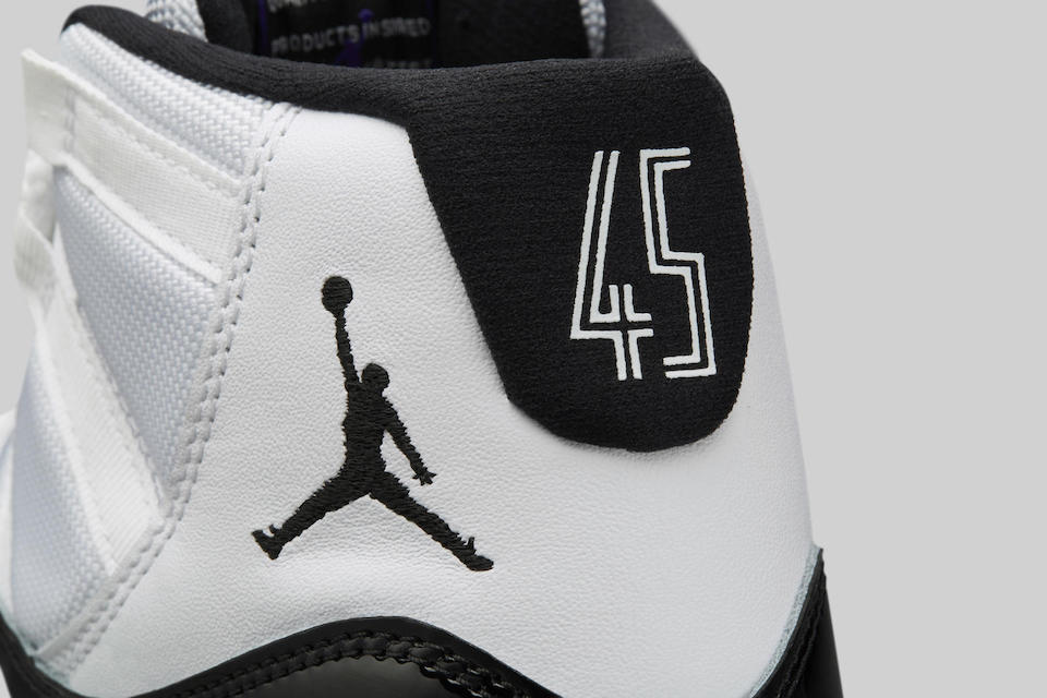 AIR JORDAN 11 CONCORD（エア ジョーダン 11 コンコルド）が初めて