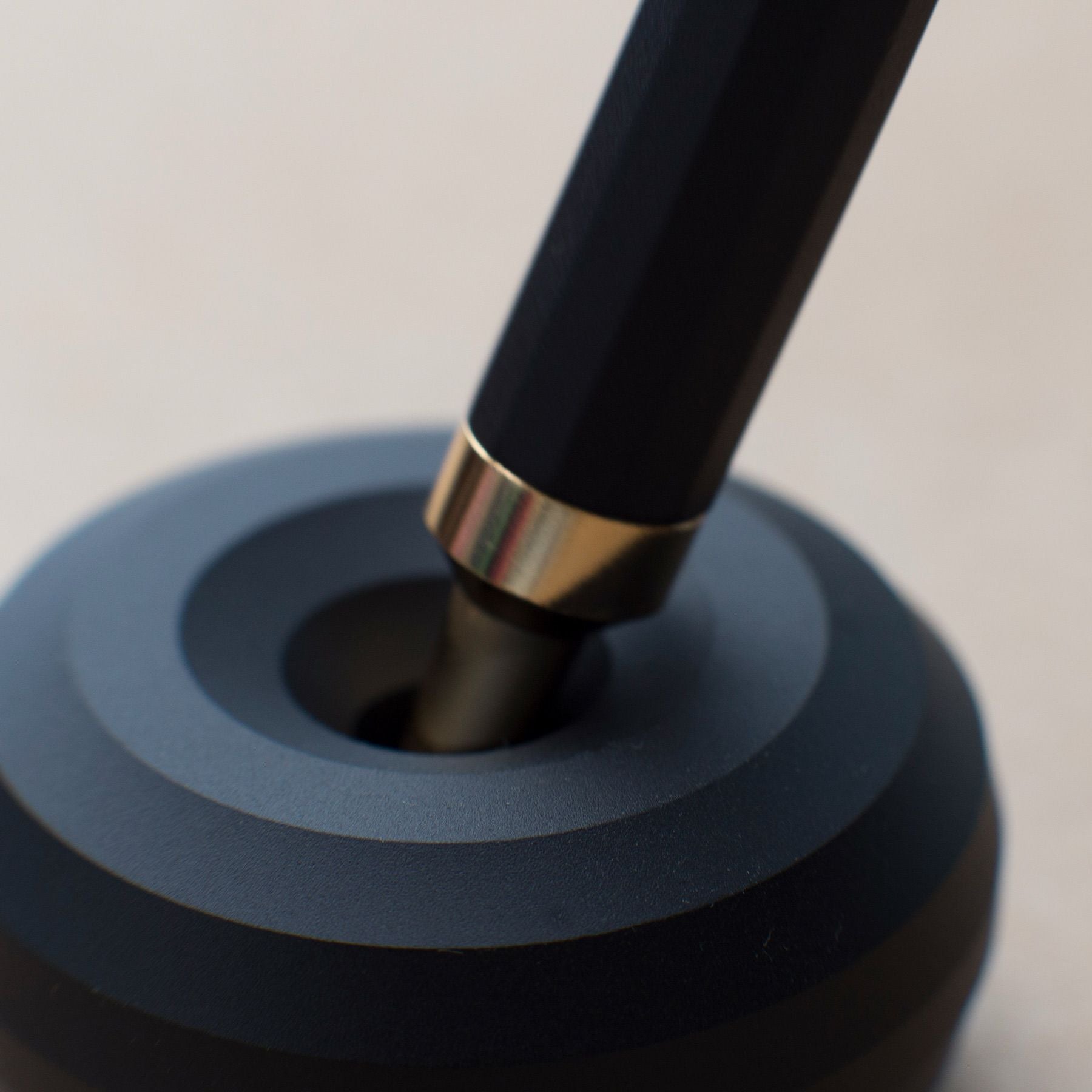 HMM エイチエムエム | ペーパーウェイト | HIGHTIDE（ハイタイド）公式