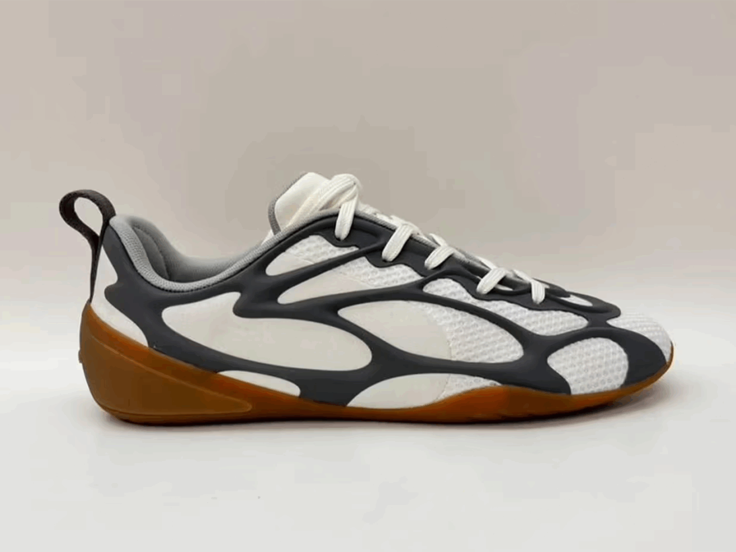 Justin Bieber Introduces the Sneaker That Reshapes SKYLRK's Design