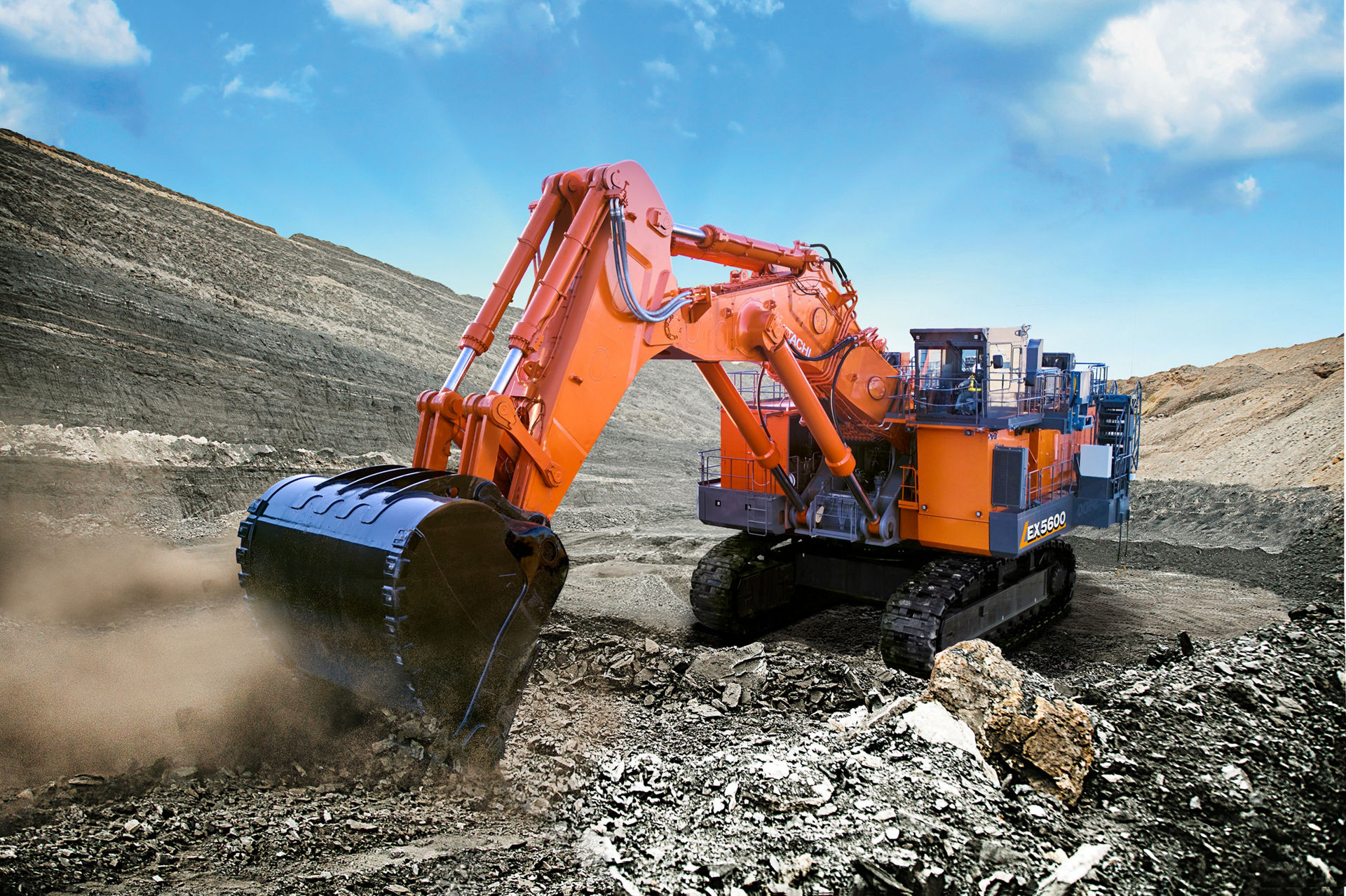 超大型油圧ショベルEX5600-7Pバックホウ仕様機を発売 - 日立建機