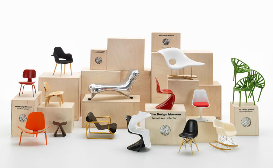 Miniature Mies van der Rohe MR20 Armchair produced by Vitra Design