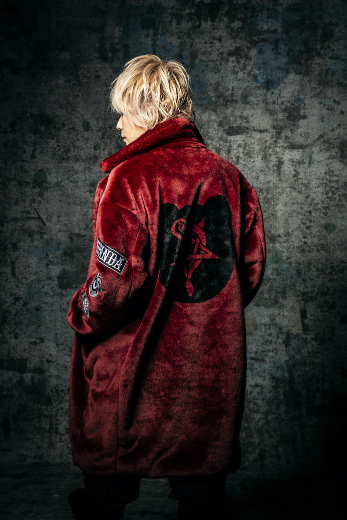 COLLABORATION】HYDEとHIPANDAのコラボレーションビジュアルを公開