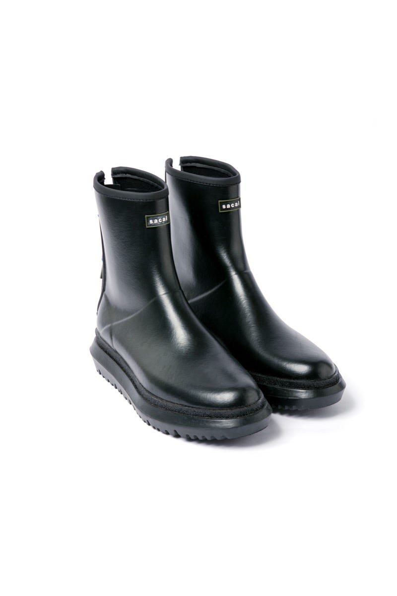 サカイの新作ラバーブーツは街でもアウトドアでも活躍、価格は4万円台