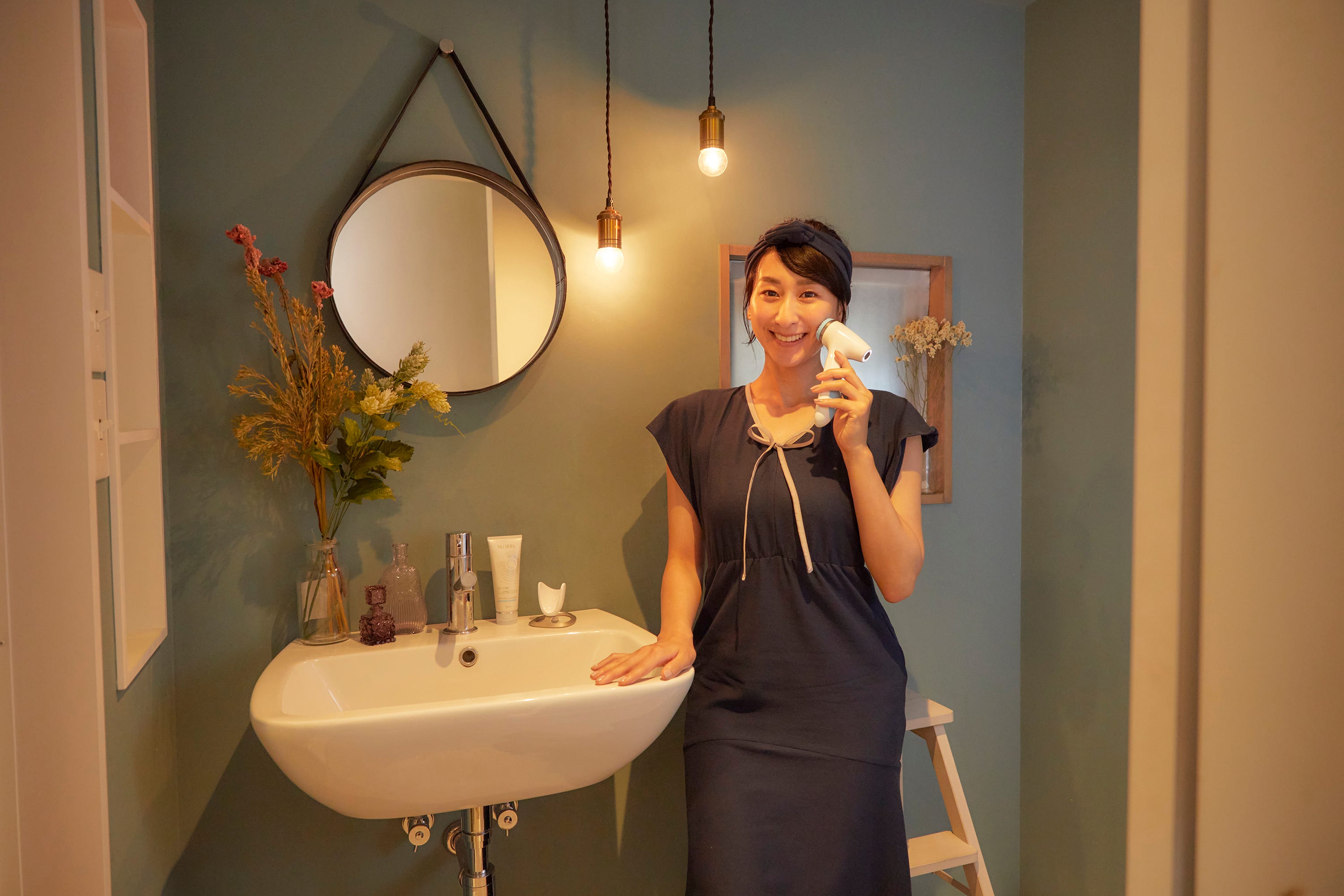 洗顔時間を見直す”美顔器として注目を集める「ルミスパ」に、loT対応の