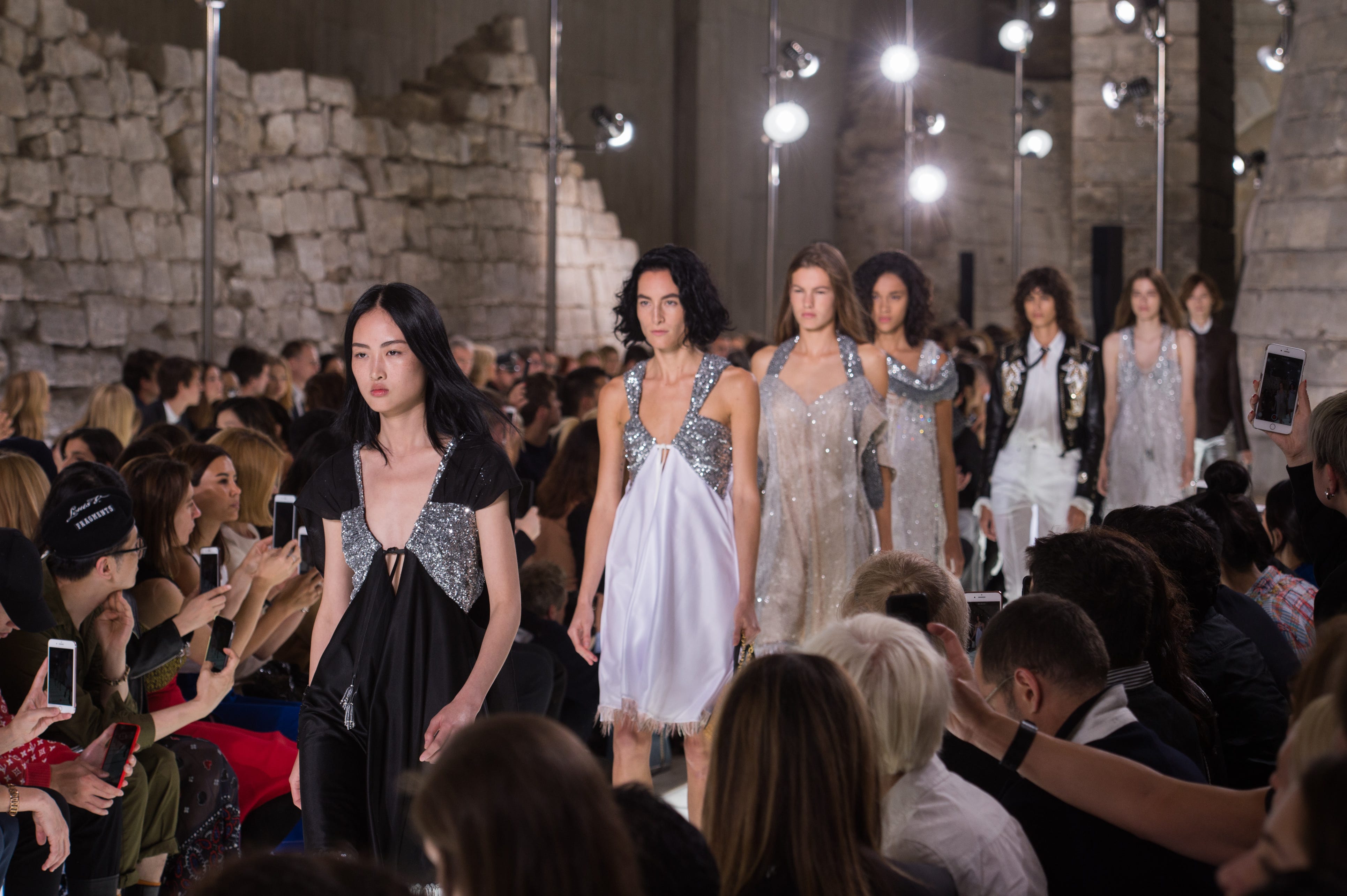 Best Runway Looks Paris Fashion Week Spring 2018 - Paris Fashion